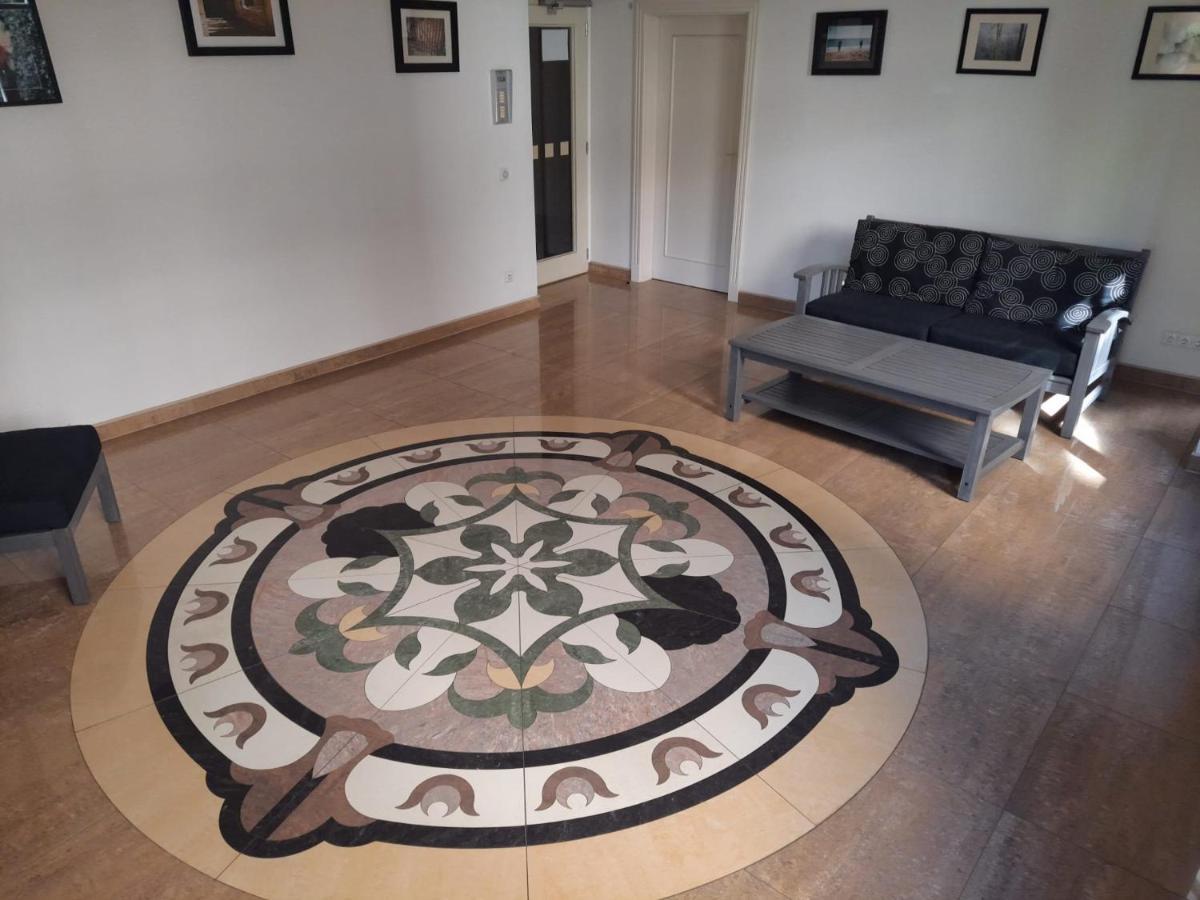 Apartman Nad Kolonadou Karlsbad Exterior foto
